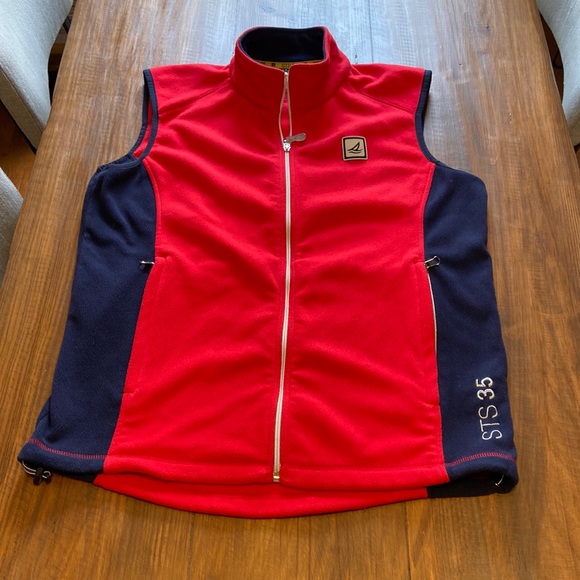 Sperry Top-Sider Vest - Picture 1 of 3